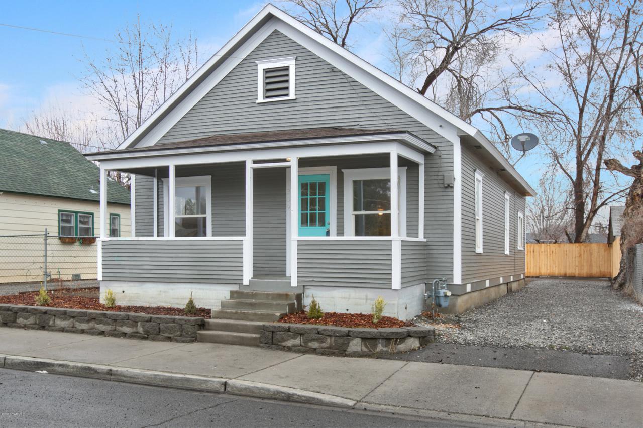 309 I St - Photo 1