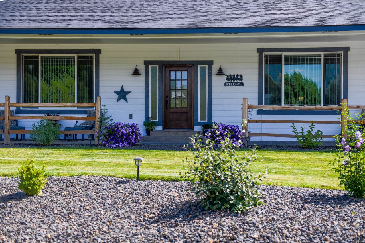 305 Sole Rd - Photo 1