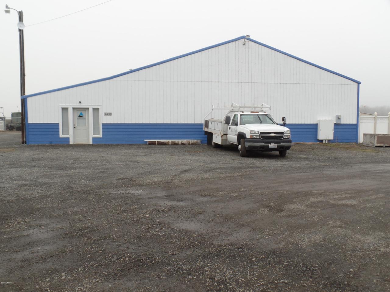 7430 Yakima Valley Hwy - Photo 1