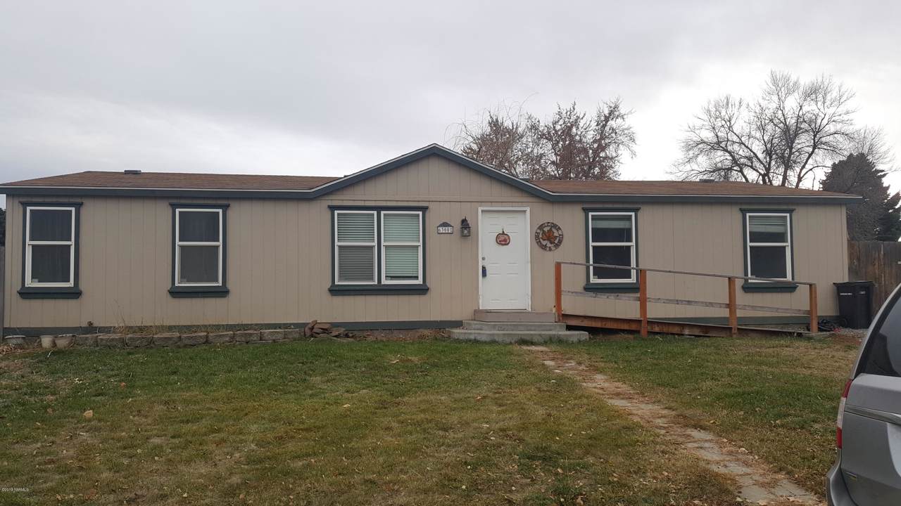 6300 Crestfields Rd - Photo 1