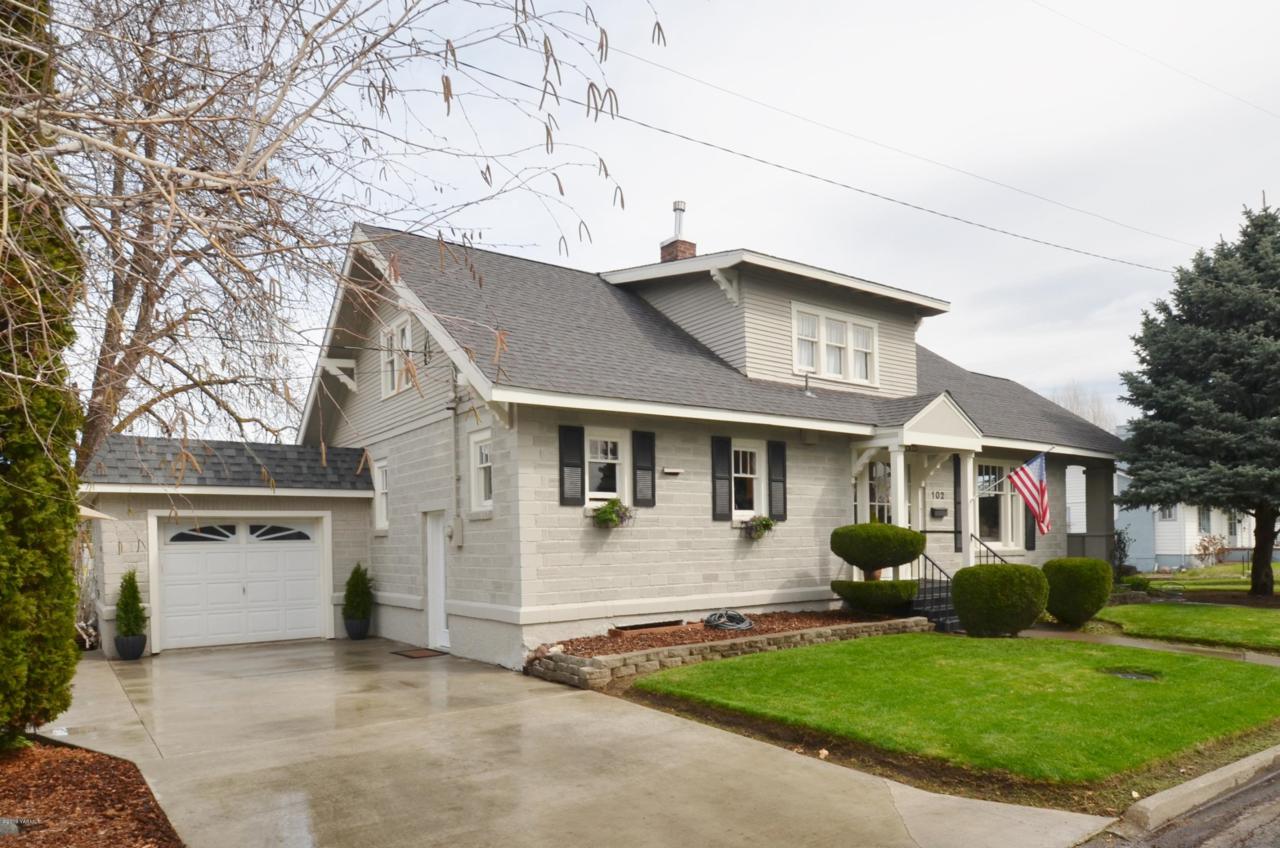 102 24th Ave - Photo 1