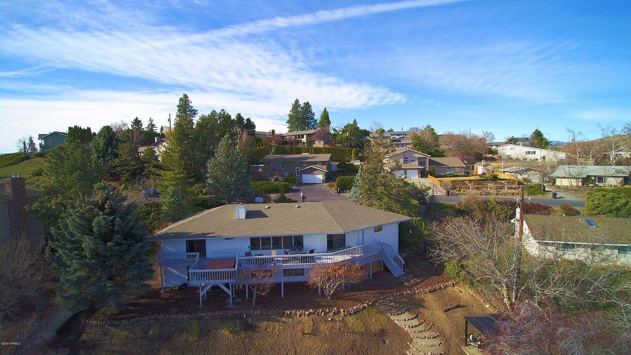 7908 Englewood Crest Dr - Photo 1