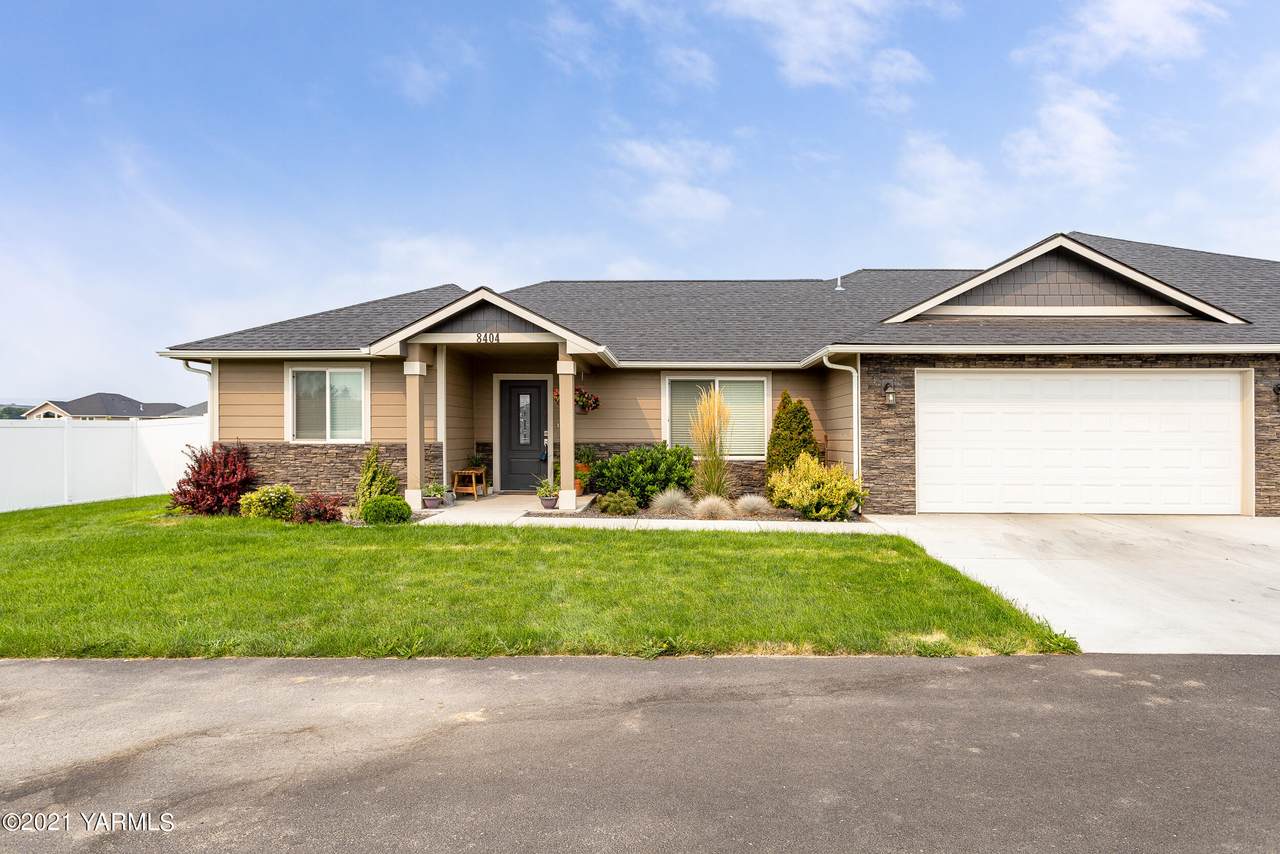 8404 Westbrook Ave - Photo 1