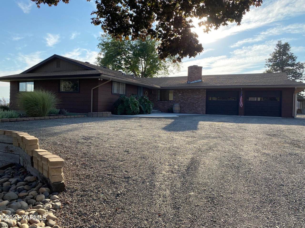 320 Bliss Rd - Photo 1