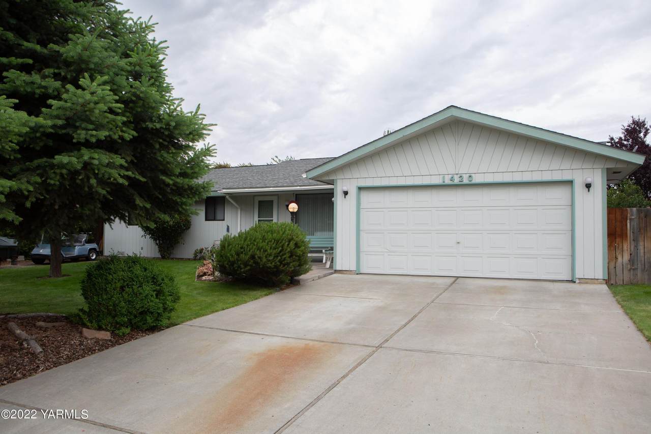 1420 Conrad Ave - Photo 1