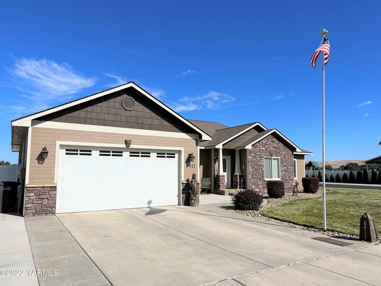 8411 Westbrook Ave - Photo 1
