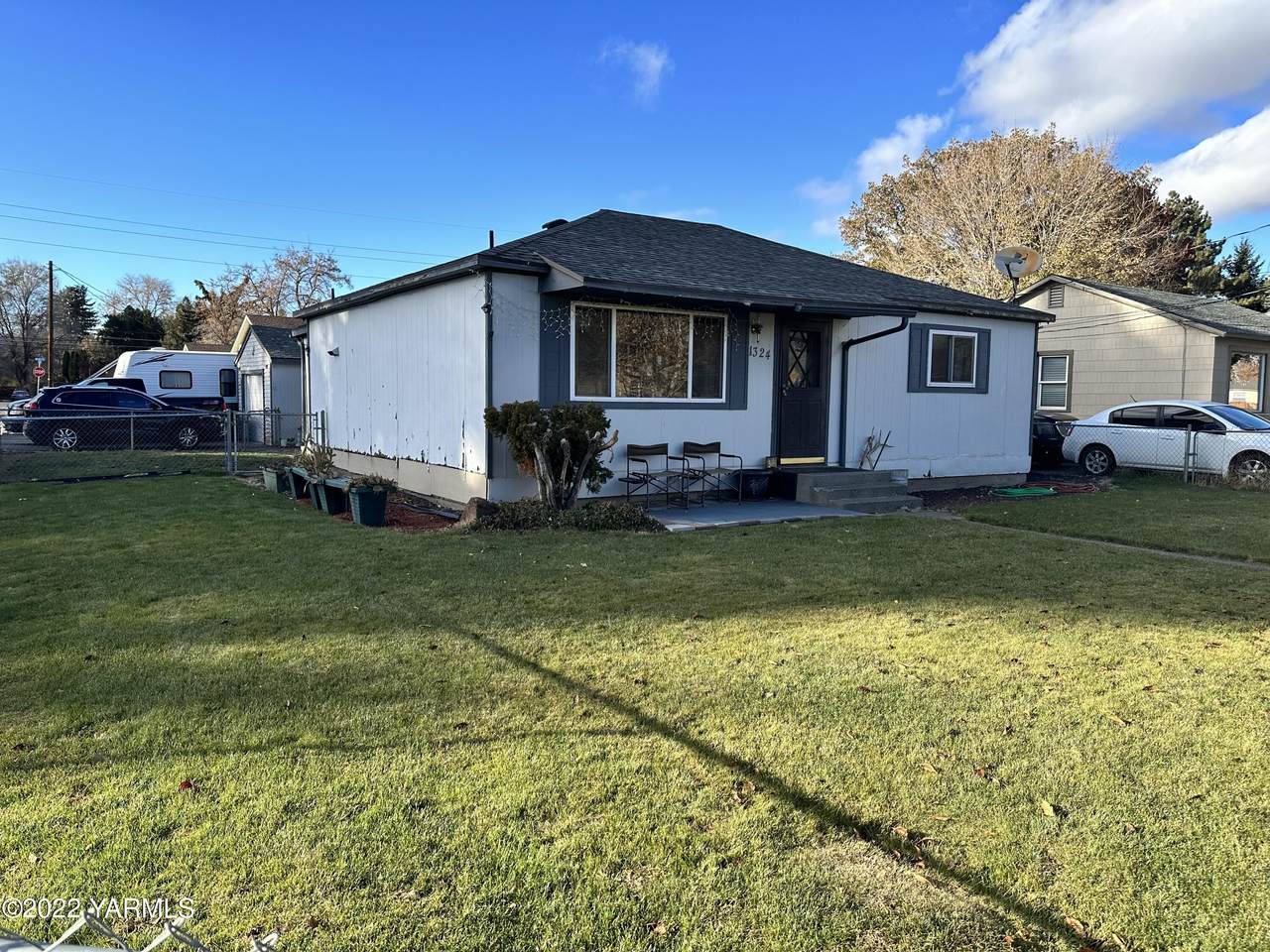 1324 15th Ave - Photo 1