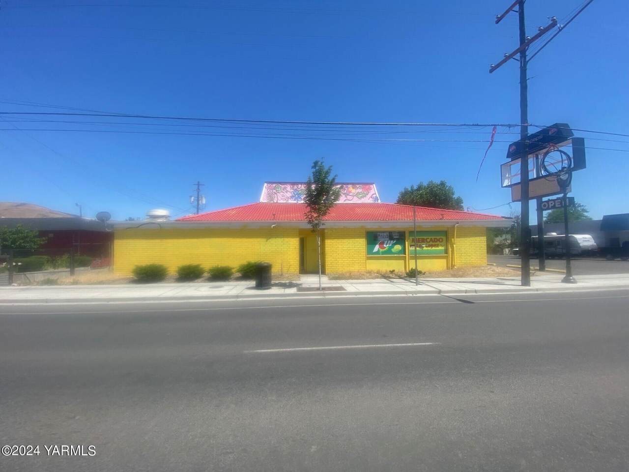 https://bt-photos.global.ssl.fastly.net/yakima/1280_boomver_2_24-1290-2.jpg