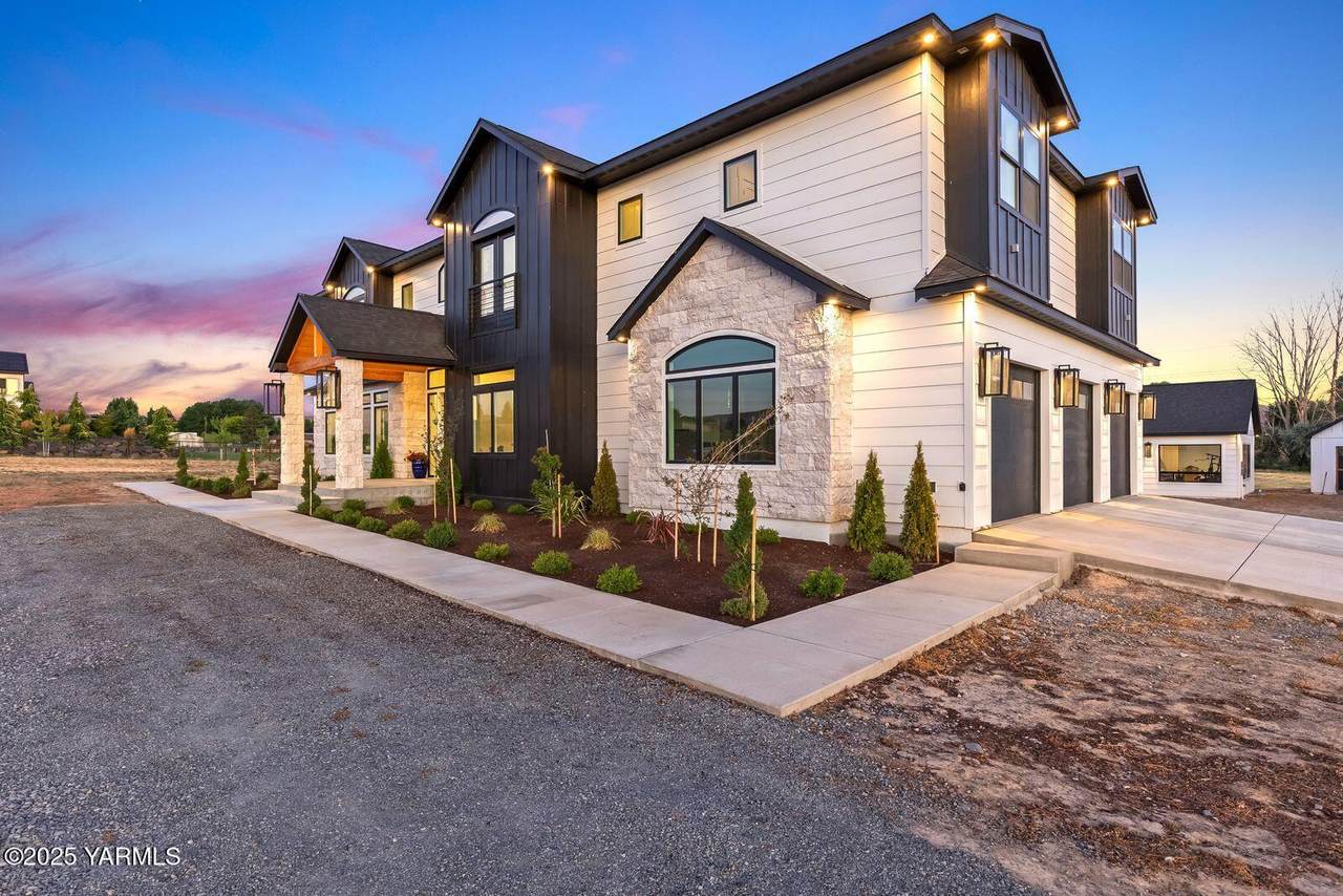 160 Serenity Ln - Photo 1