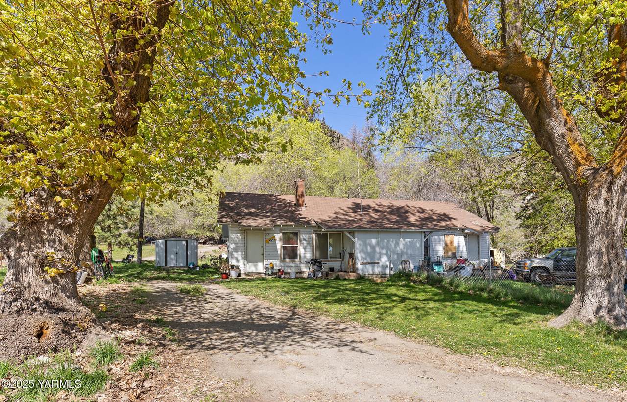 1604 Garrettson Grade Ave - Photo 1