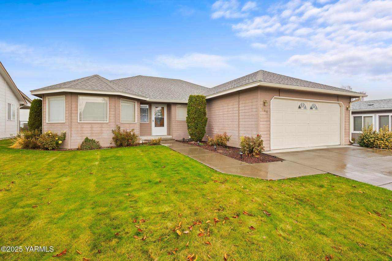 366 76th Ave - Photo 1