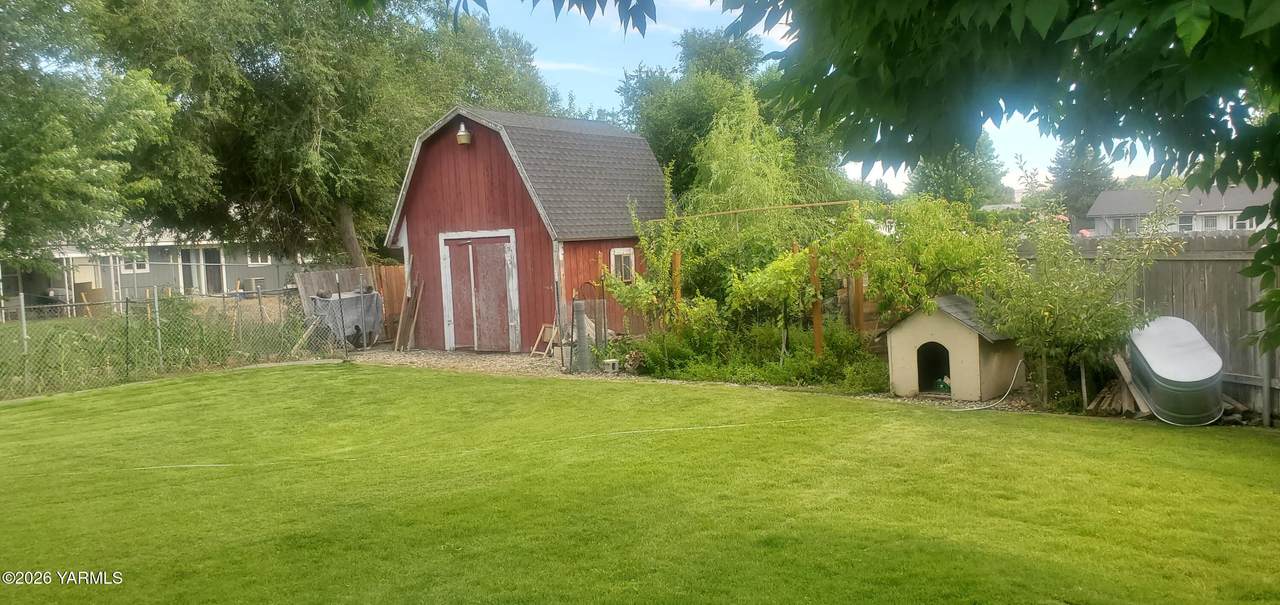 https://bt-photos.global.ssl.fastly.net/yakima/1280_boomver_2_26-2039-2.jpg