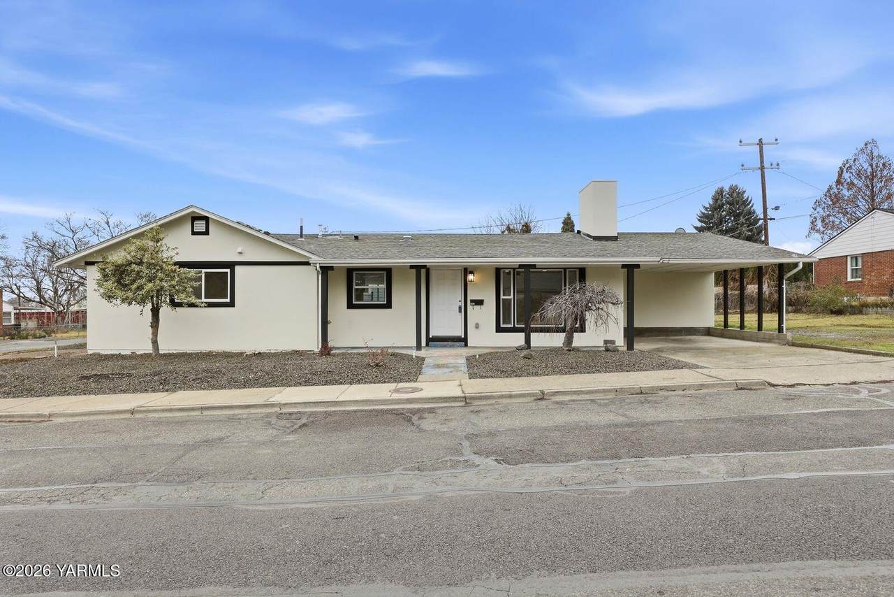 2902 Bonnie Doon Ave - Photo 1