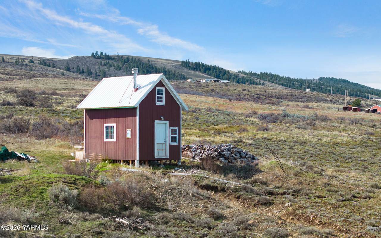 NKA Cowiche Mill Rd - Photo 1