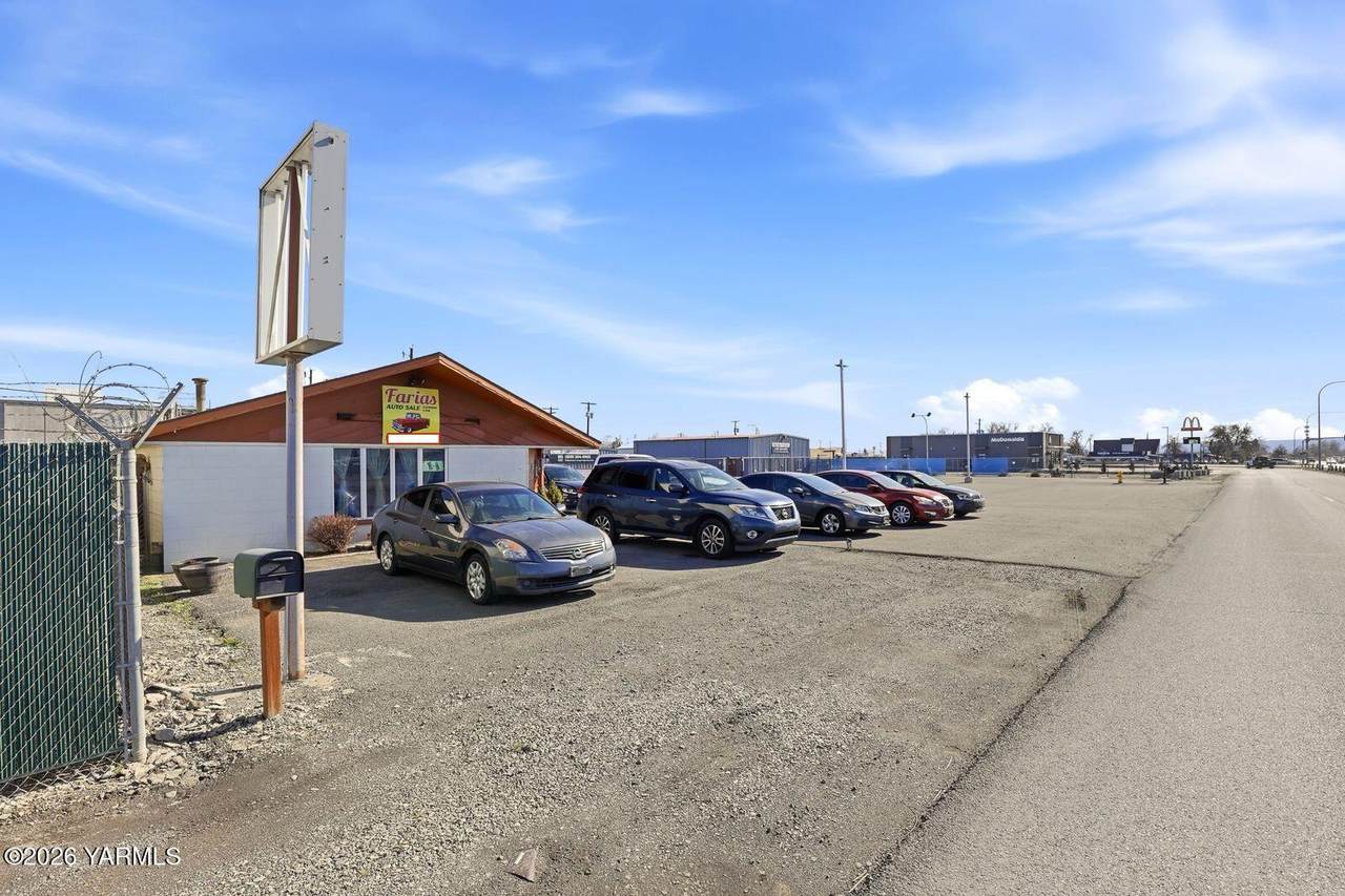 111 Frontage Rd - Photo 1