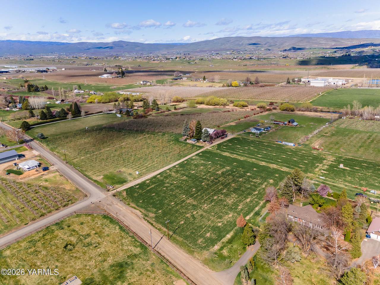 https://bt-photos.global.ssl.fastly.net/yakima/1280_boomver_2_26-757-2.jpg