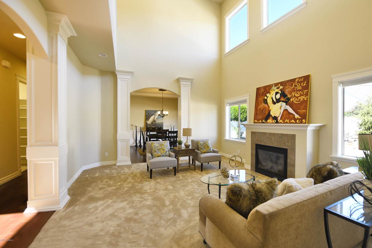 9207 Bell Ave - Photo 1