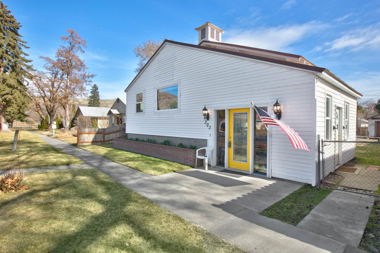 303 Tieton Ave - Photo 1