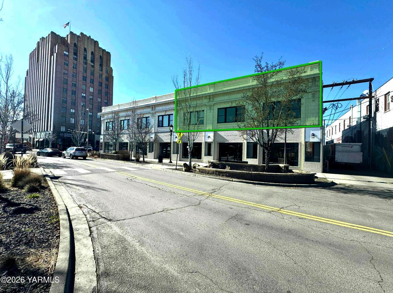 123 Yakima Ave - Photo 1