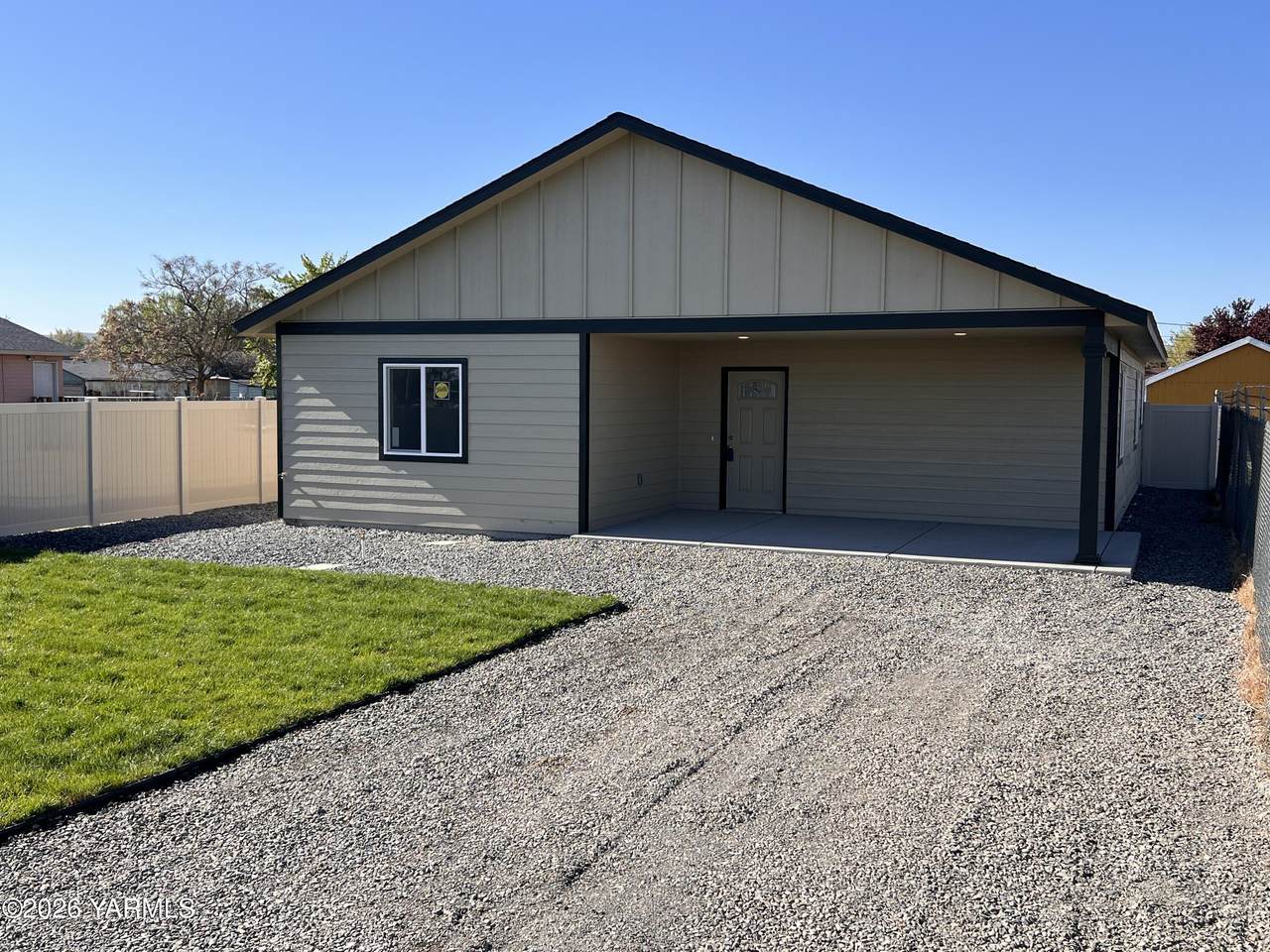 122 South St - Photo 1