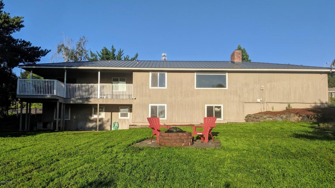 1001 Goodlander Dr - Photo 1