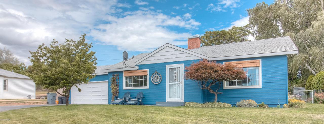 4315 Maple Ct - Photo 1