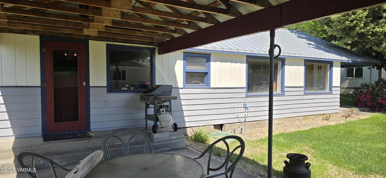 9810 Us Hwy 12 Ave - Photo 1