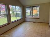 611 5th St - Photo 8