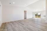 1613 Diamond Ave - Photo 8
