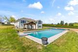 190 Shadbolt Rd - Photo 40