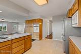 7905 Englewood Ave - Photo 17