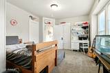 2810 Butterfield Rd - Photo 17