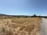 NKA Highpoint Landing Dr - Photo 1