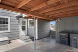 137 Hemlock Ave - Photo 3