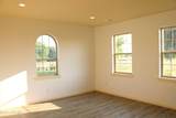 10002 Wamba Rd - Photo 17
