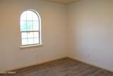 10002 Wamba Rd - Photo 19