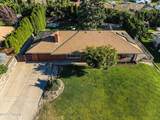 1306 Chenaur Dr - Photo 2