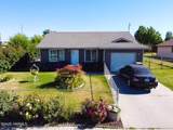 606 5TH St - Photo 1