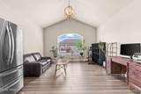 1005 Sawyer Pl - Photo 9