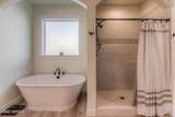 204 Rainier Dr - Photo 19