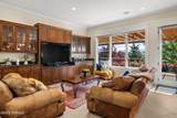 305 Mountain Shadows Pl - Photo 23