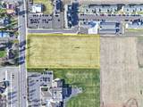 905 72nd Ave - Photo 11