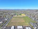 905 72nd Ave - Photo 8