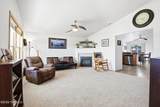 207 Sterling St - Photo 3