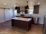 205 Pleasant Ave - Photo 4