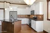 7306 Whitman Ave - Photo 13