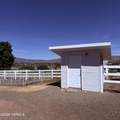 14920 Mcauley Rd - Photo 11