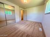 7909 Englewood Crest Dr - Photo 13