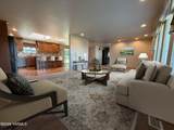 7909 Englewood Crest Dr - Photo 17
