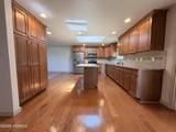 7909 Englewood Crest Dr - Photo 21
